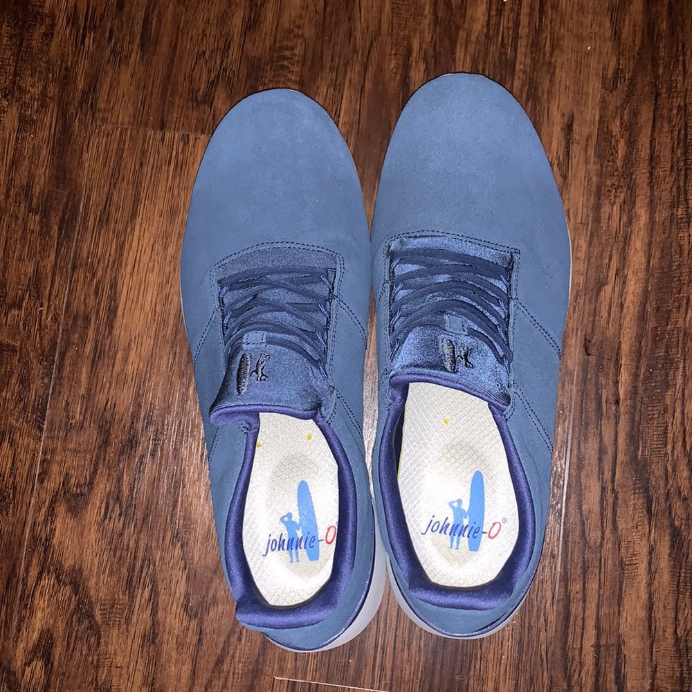 Johnnie-o sneakers
